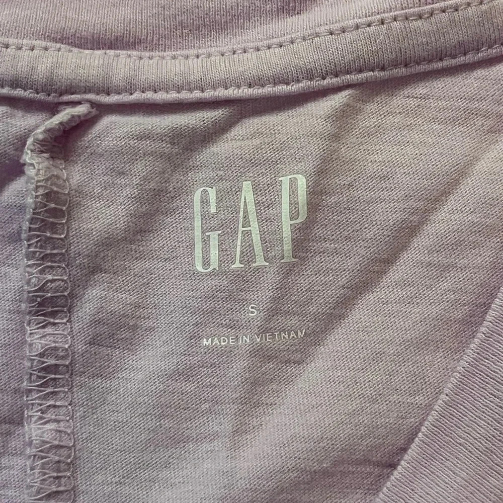 GAP Tie Back Tank - Picture 2 of 4